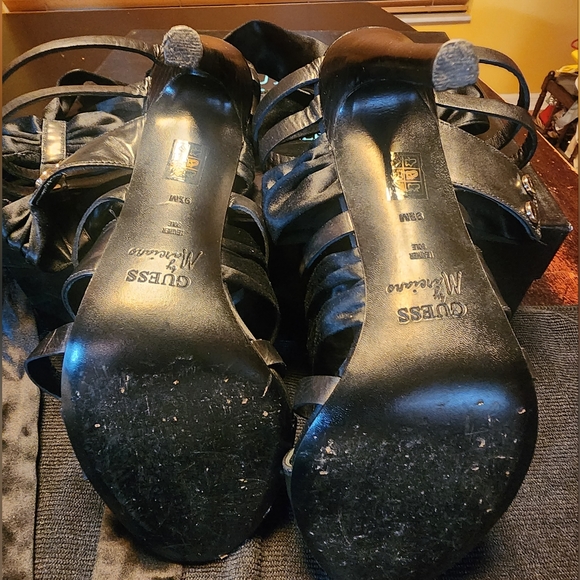 Guess Black heels size 9.5 - Picture 5 of 5